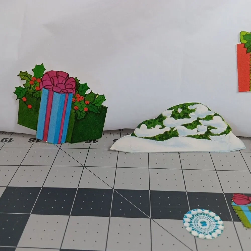 Hallmark Cutouts Christmas Santa Rudolph Reindeer Sleigh Lot Vintage Incomplete